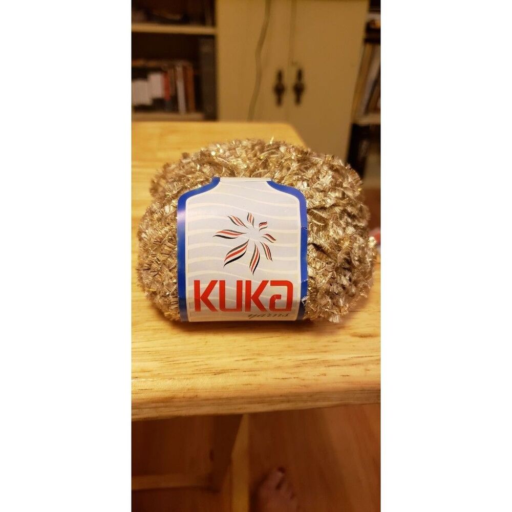 NEW  Kuka 100% gold Metallic polyester Yarn for Crochet or Knit 109yds  @1 skein
